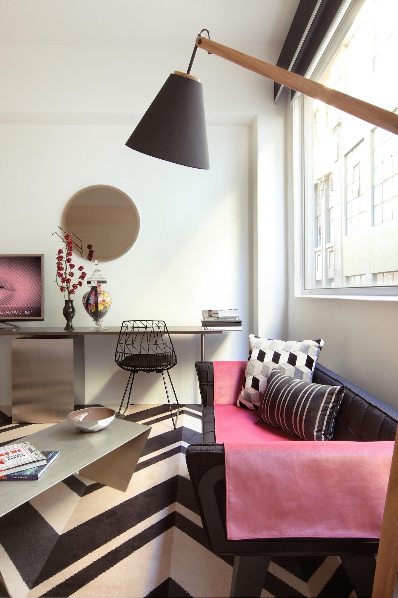Adelphi Hotel Melbourne Exterior foto A typical studio apartment